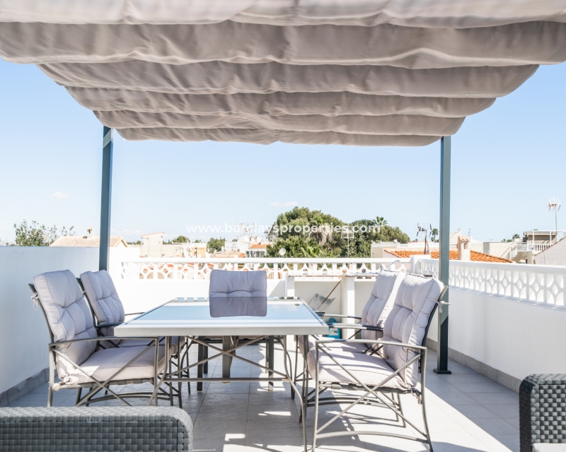 Resale - Reihenhaus - Urb. La Marina