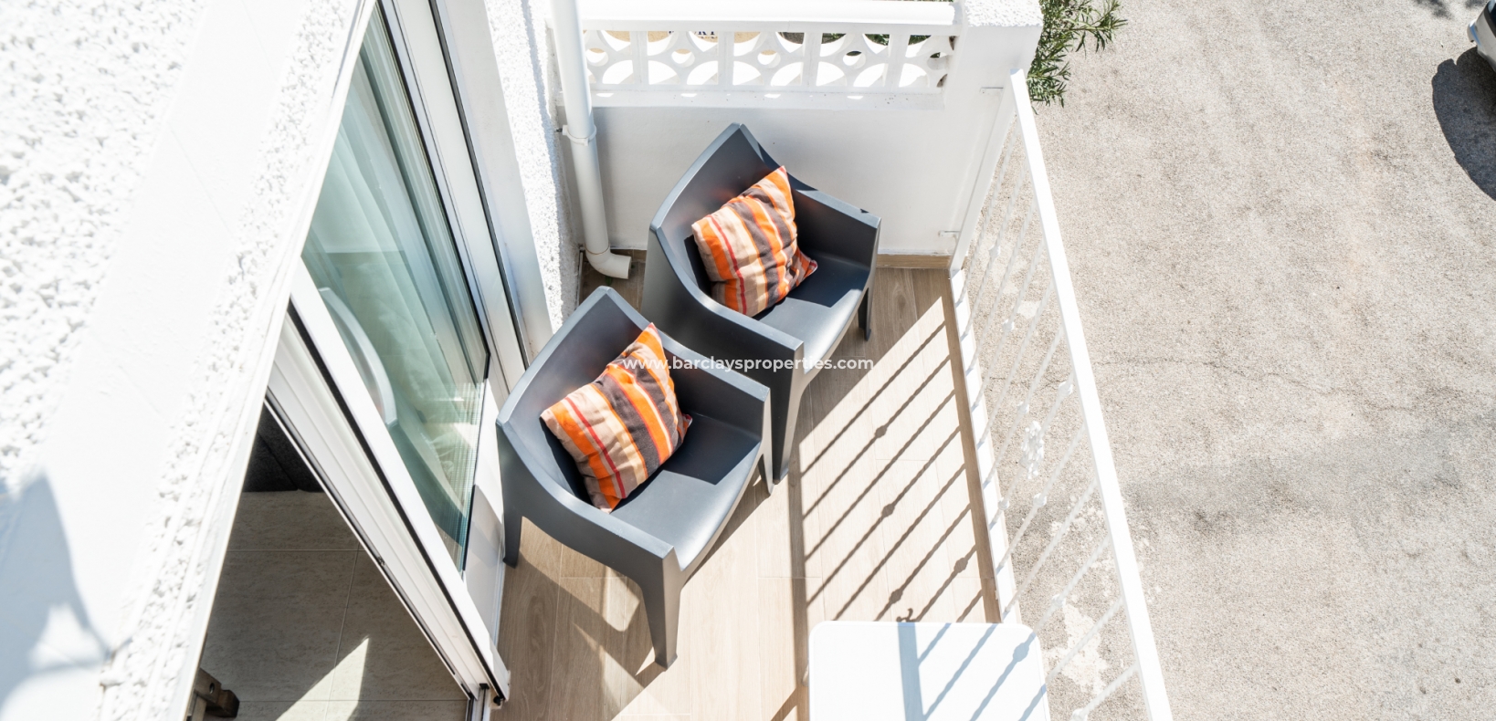 Resale - Reihenhaus - Urb. La Marina