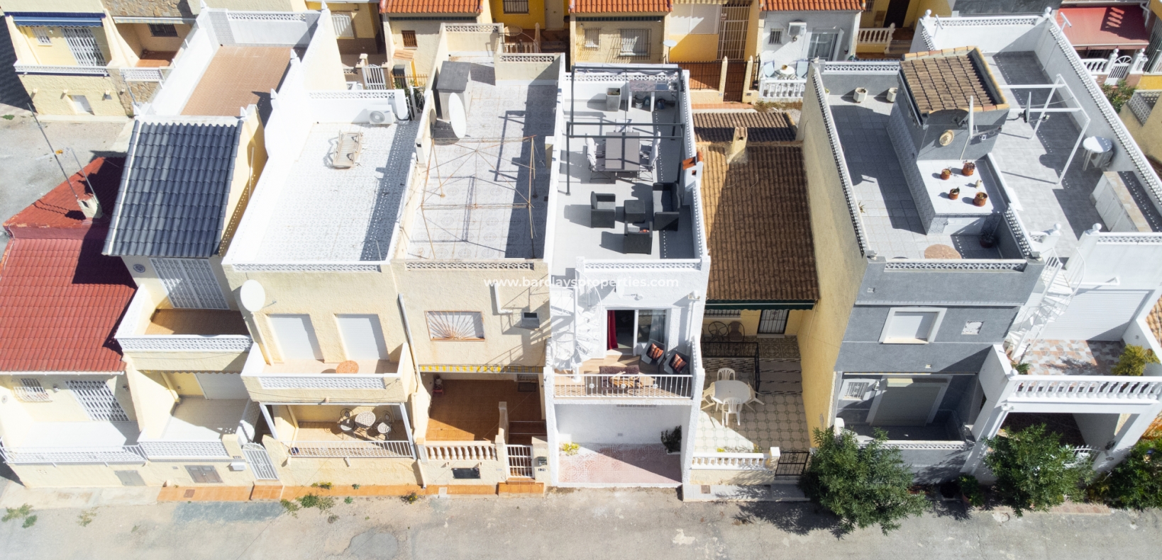 Resale - Reihenhaus - Urb. La Marina