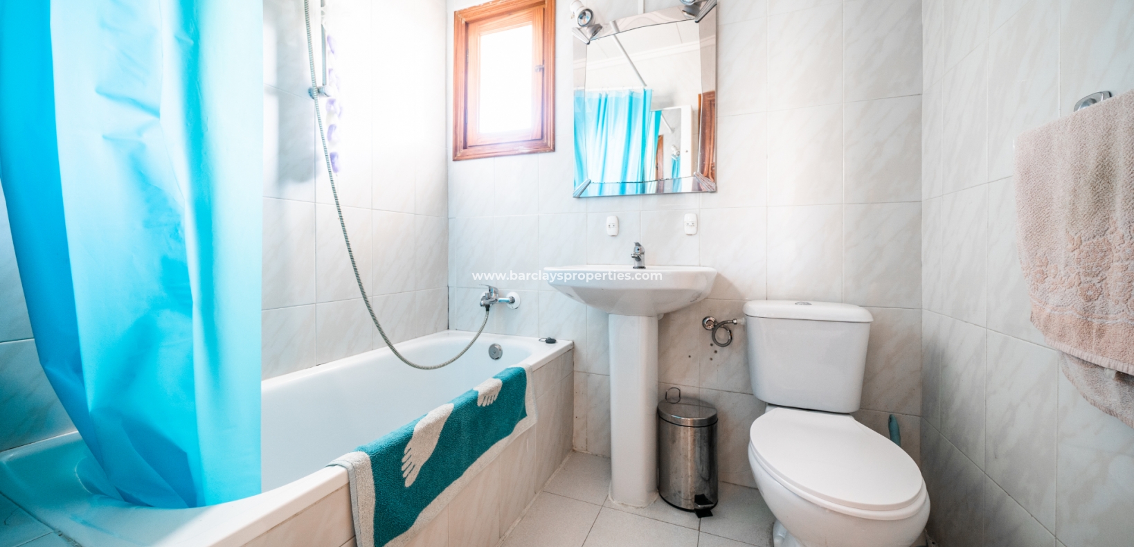 Resale - Reihenhaus - Urb. La Marina