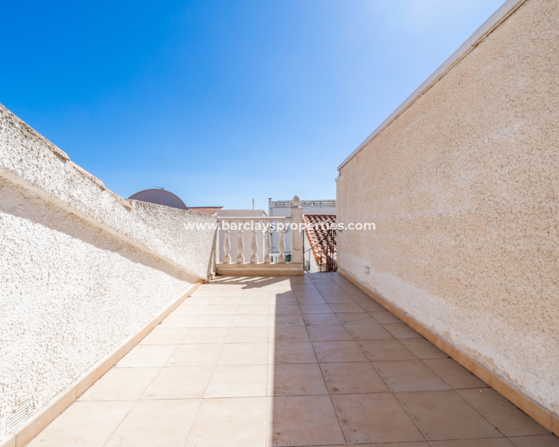 Resale - Reihenhaus - Urb. La Marina