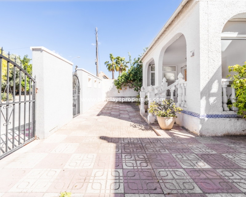 Resale - Reihenhaus - Urb. La Marina