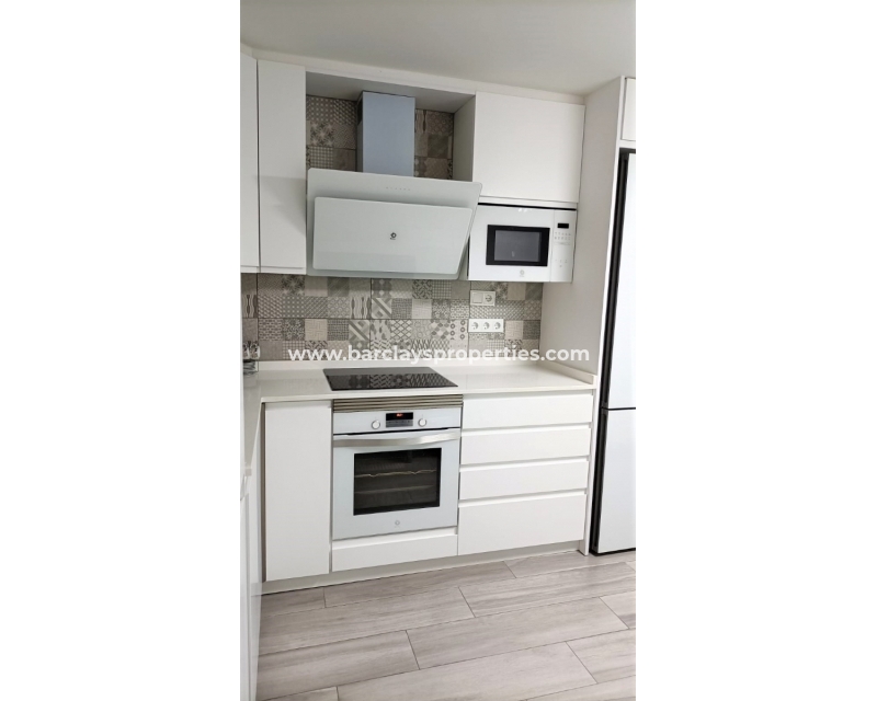 Resale - Reihenhaus - Urb. La Marina