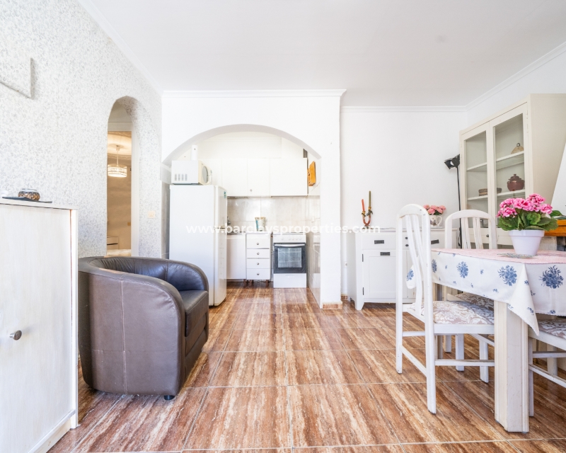 Resale - Reihenhaus - Urb. La Marina