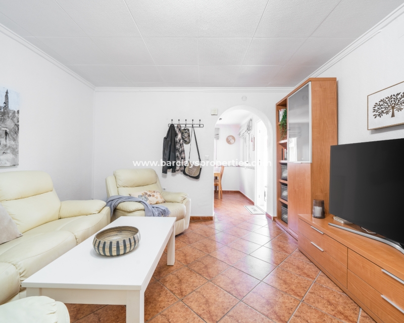 Resale - Reihenhaus - Urb. La Marina