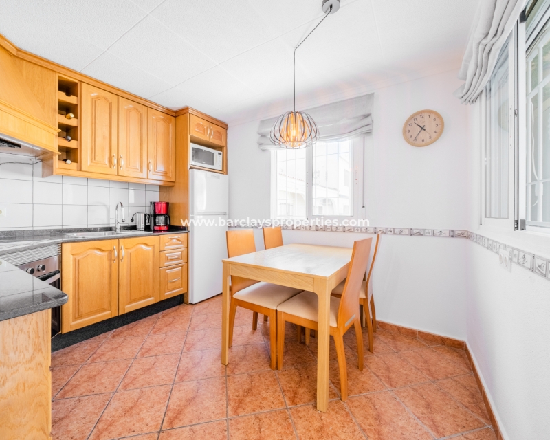 Resale - Reihenhaus - Urb. La Marina