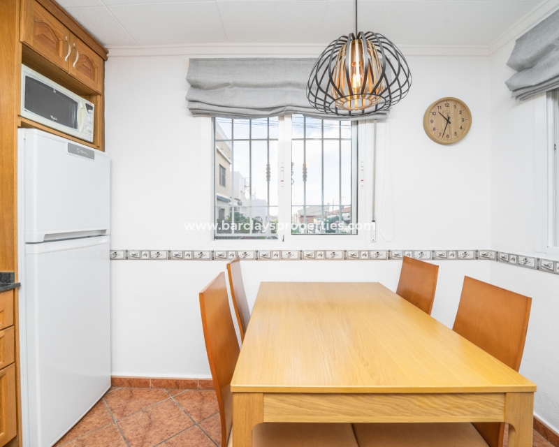 Resale - Reihenhaus - Urb. La Marina