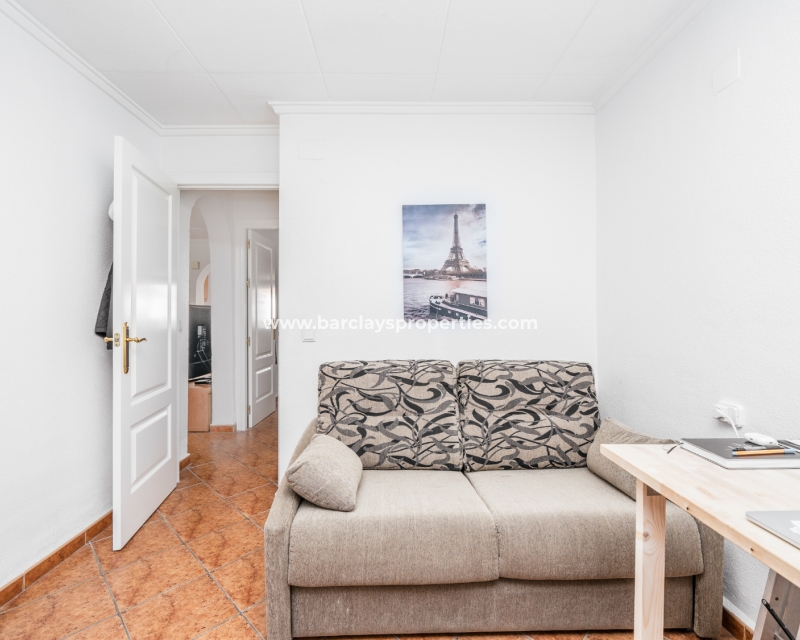 Resale - Reihenhaus - Urb. La Marina