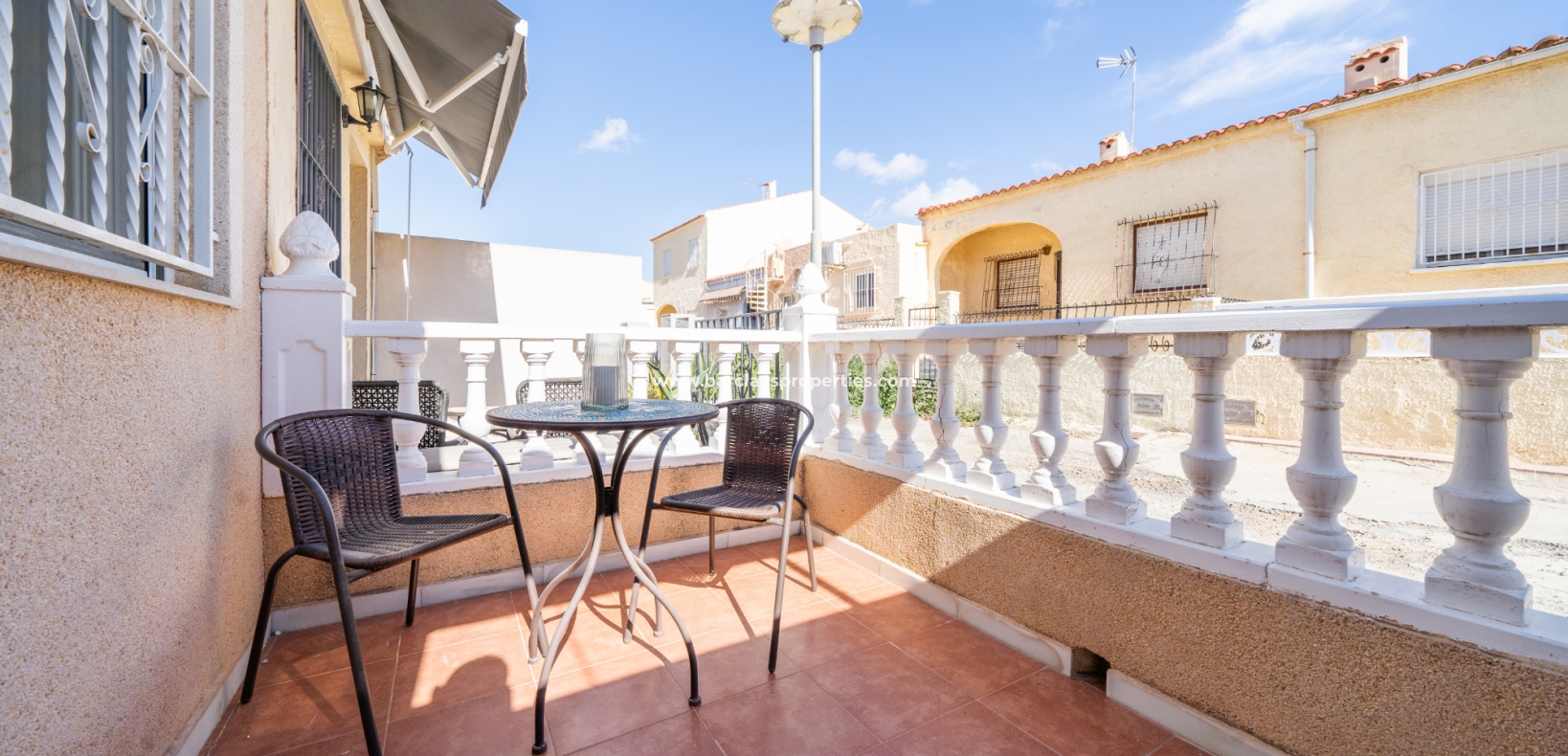 Resale - Reihenhaus - Urb. La Marina