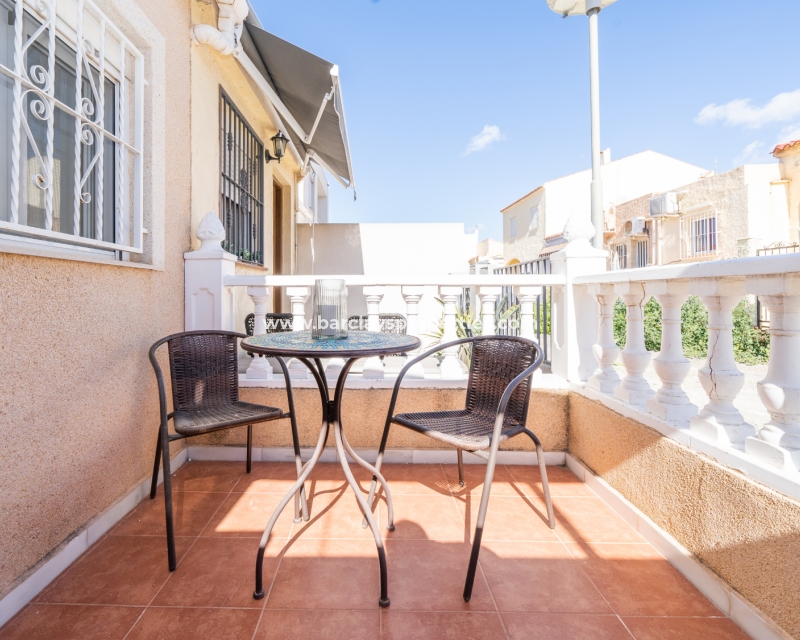 Resale - Reihenhaus - Urb. La Marina