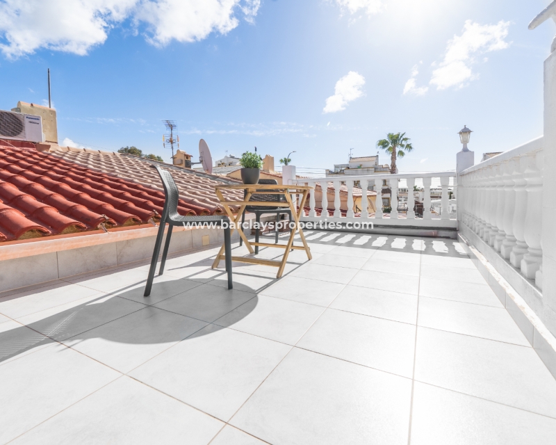 Resale - Reihenhaus - Urb. La Marina