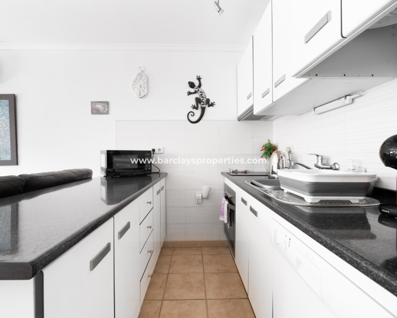 Resale - Reihenhaus - Urb. La Marina