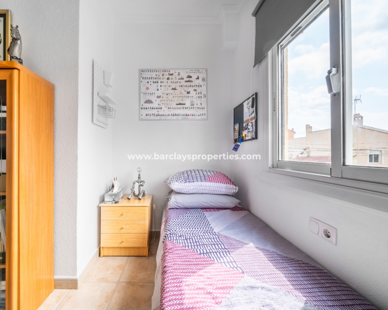 Resale - Reihenhaus - Urb. La Marina