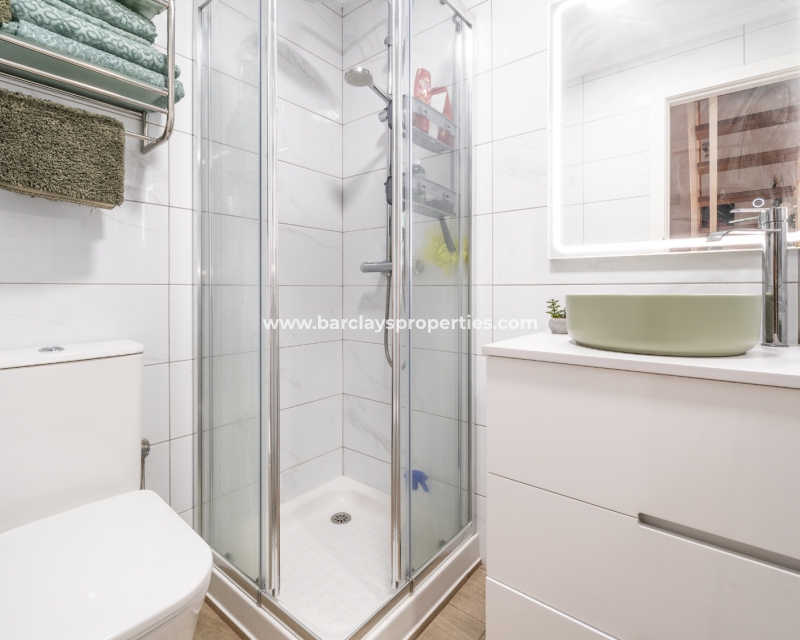 Resale - Reihenhaus - Urb. La Marina