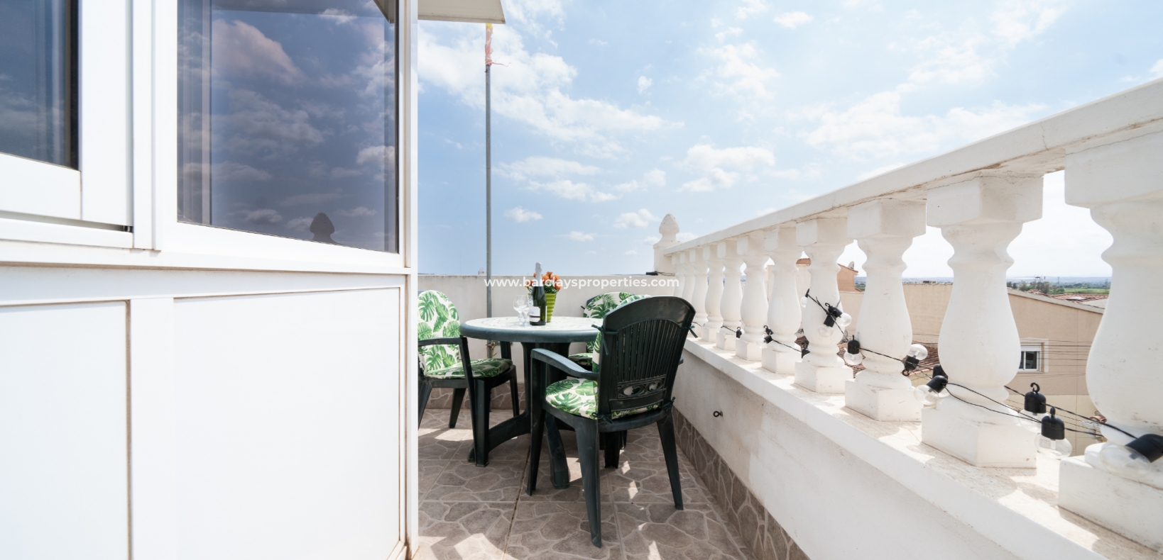 Resale - Reihenhaus - Urb. La Marina