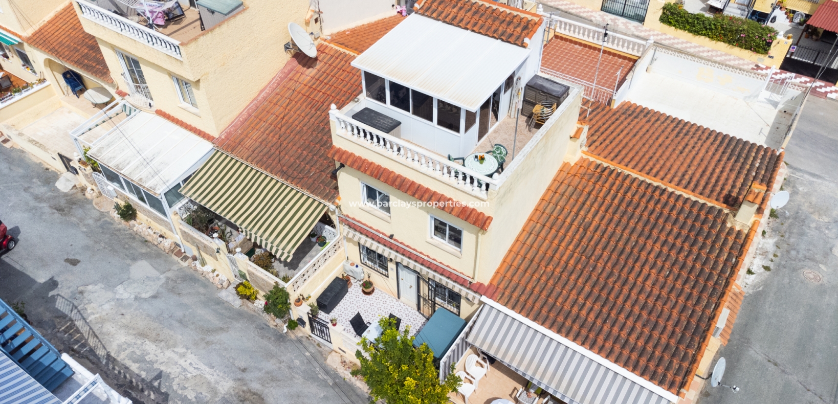 Resale - Reihenhaus - Urb. La Marina