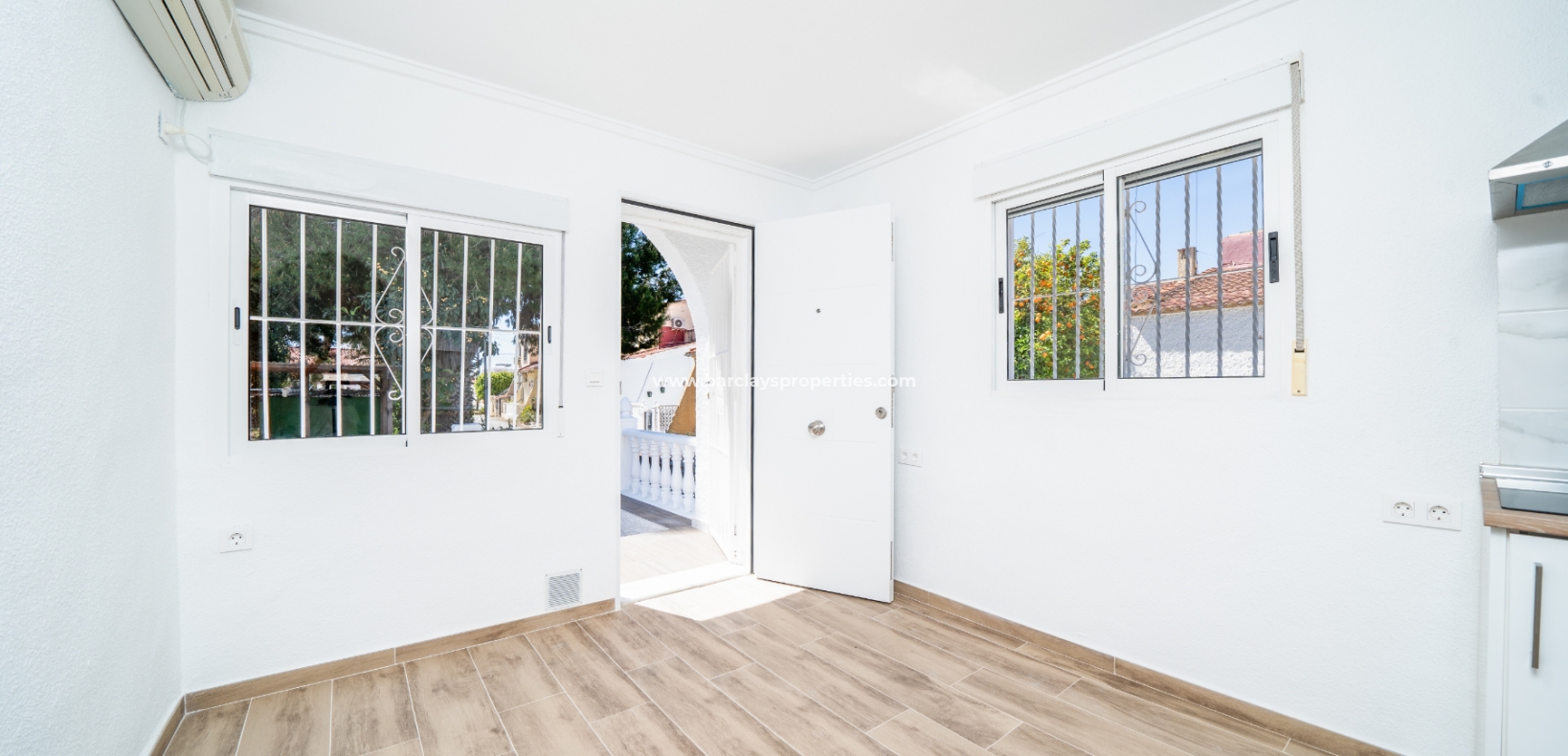 Resale - Reihenhaus - Urb. La Marina