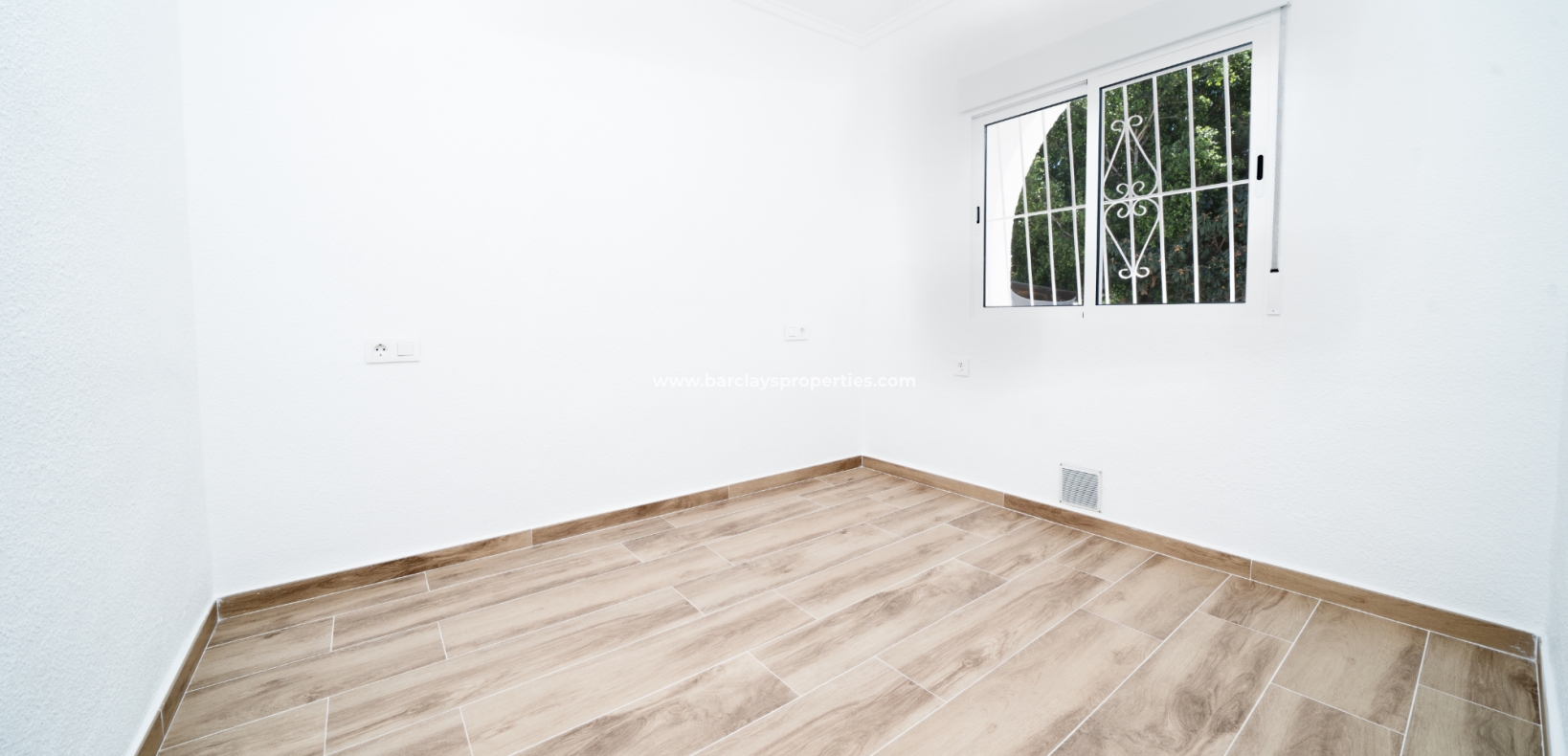 Resale - Reihenhaus - Urb. La Marina