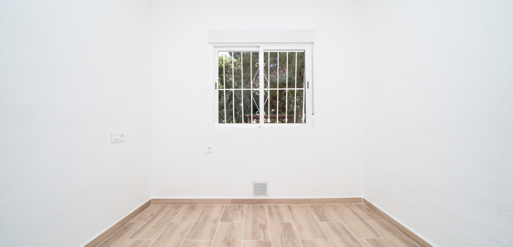 Resale - Reihenhaus - Urb. La Marina