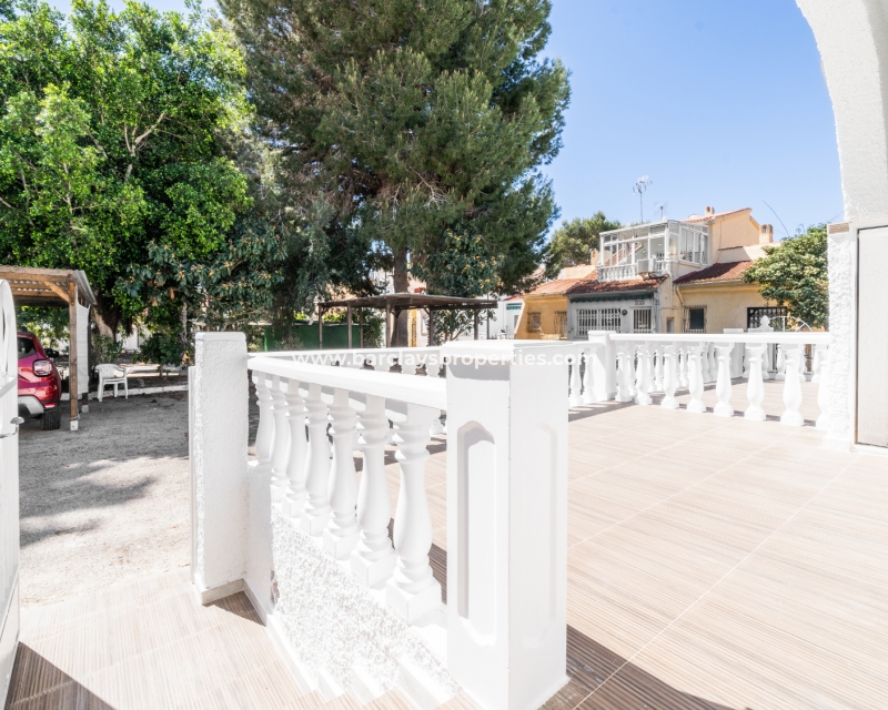 Resale - Reihenhaus - Urb. La Marina