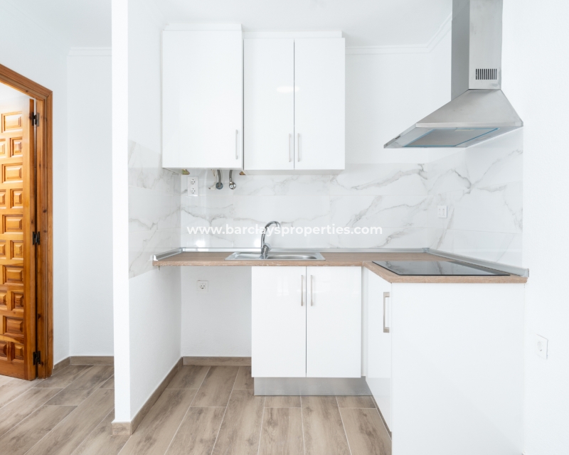 Resale - Reihenhaus - Urb. La Marina