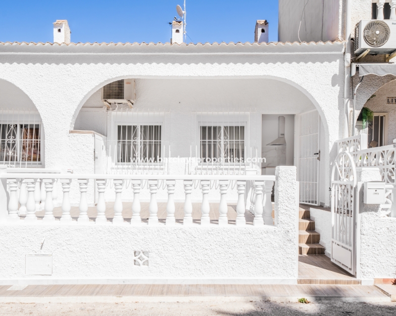 Resale - Reihenhaus - Urb. La Marina