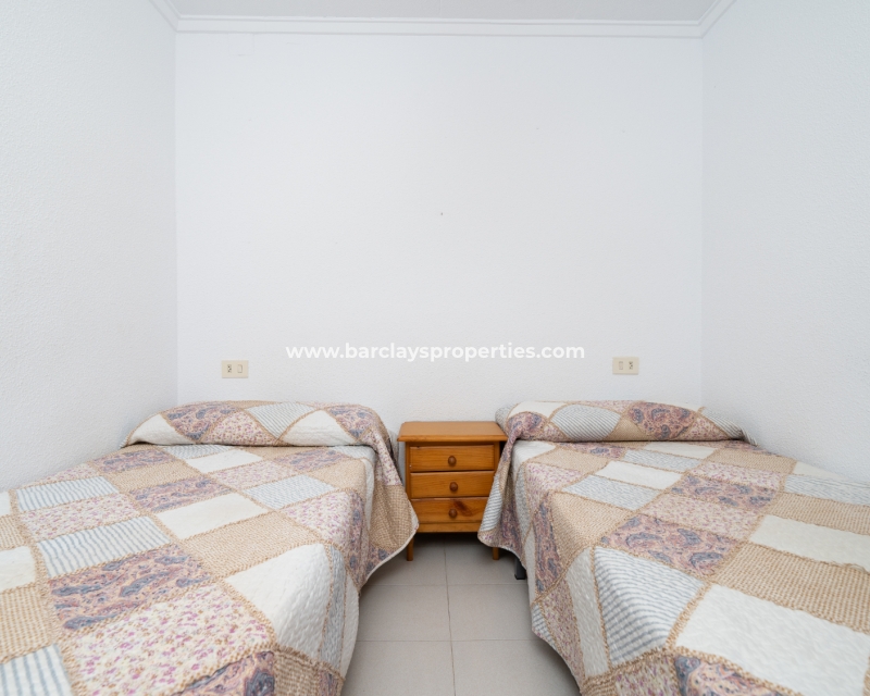 Resale - Reihenhaus - Urb. La Marina