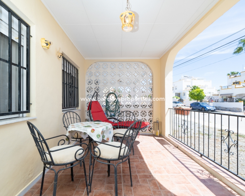 Resale - Reihenhaus - Urb. La Marina