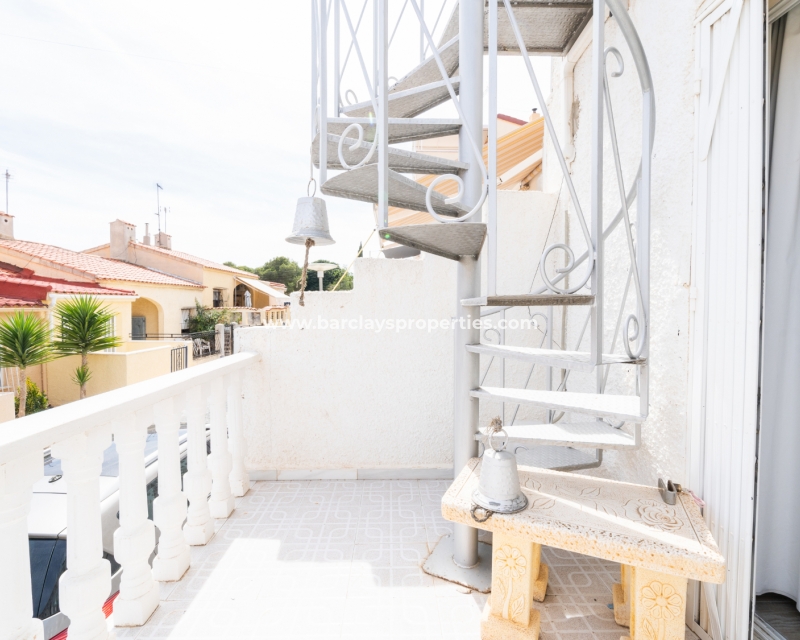 Resale - Reihenhaus - Urb. La Marina