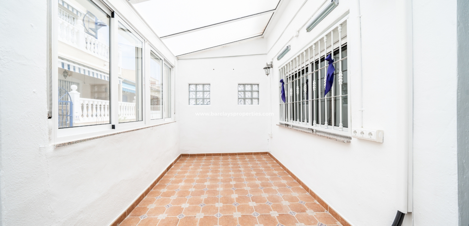 Resale - Reihenhaus - Urb. La Marina