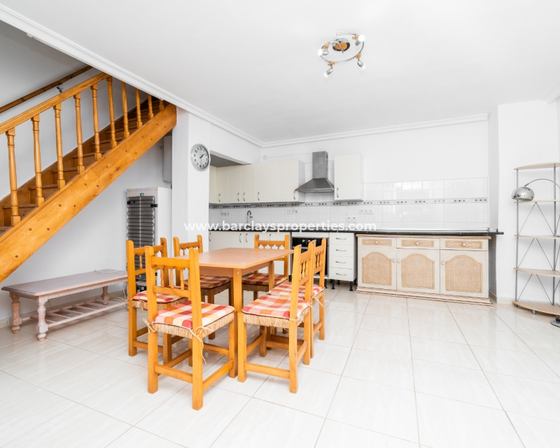 Resale - Reihenhaus - Urb. La Marina