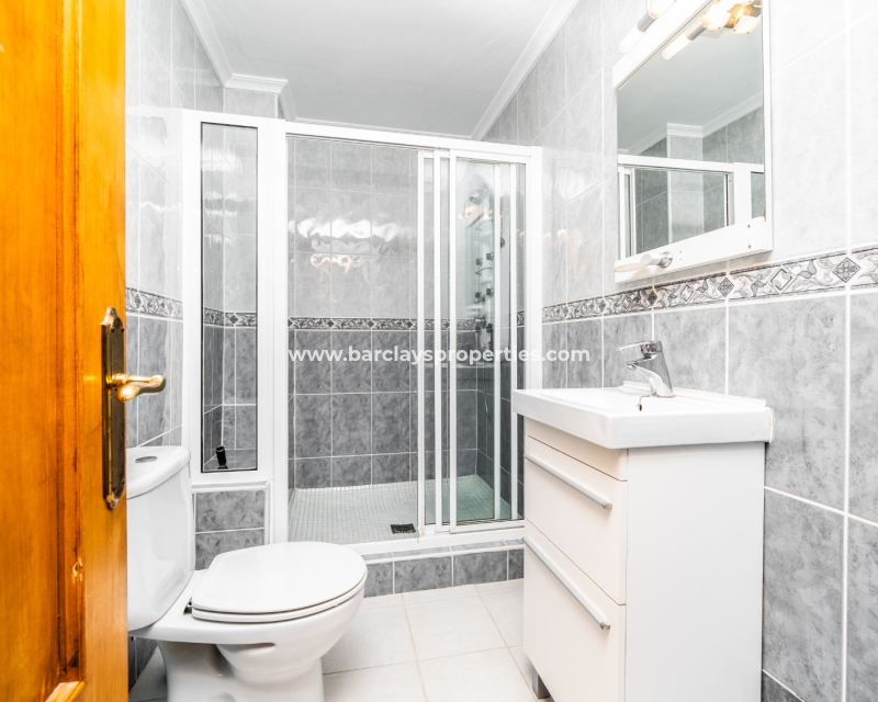 Resale - Reihenhaus - Urb. La Marina