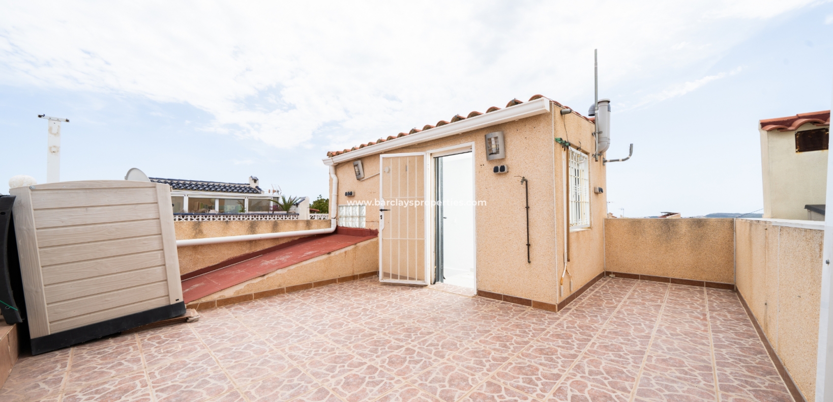 Resale - Reihenhaus - Urb. La Marina