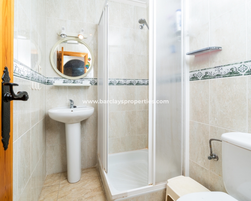 Resale - Reihenhaus - Urb. La Marina