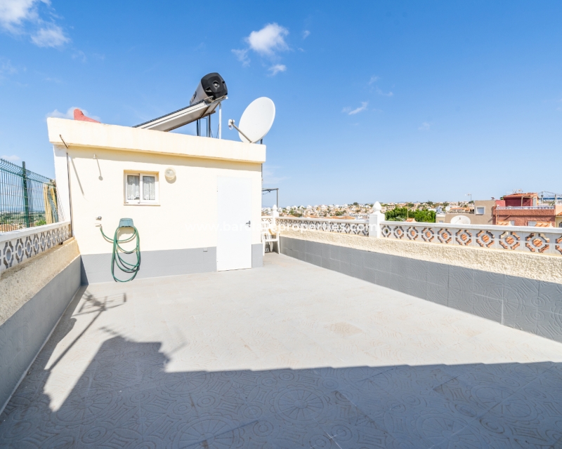 Resale - Reihenhaus - Urb. La Marina