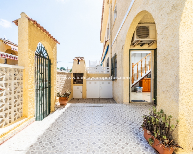 Resale - Reihenhaus - Urb. La Marina