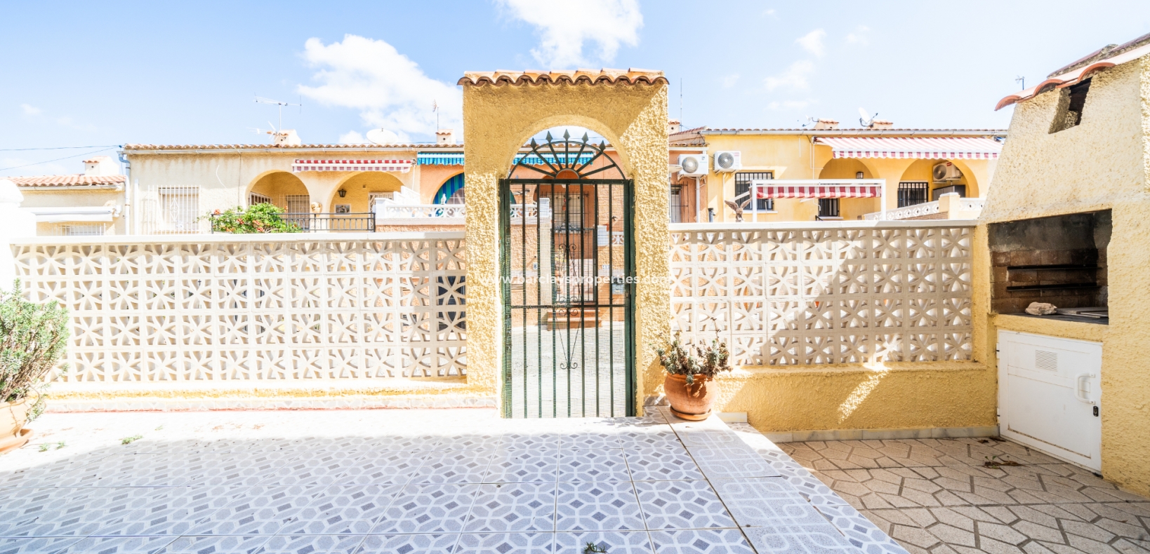 Resale - Reihenhaus - Urb. La Marina