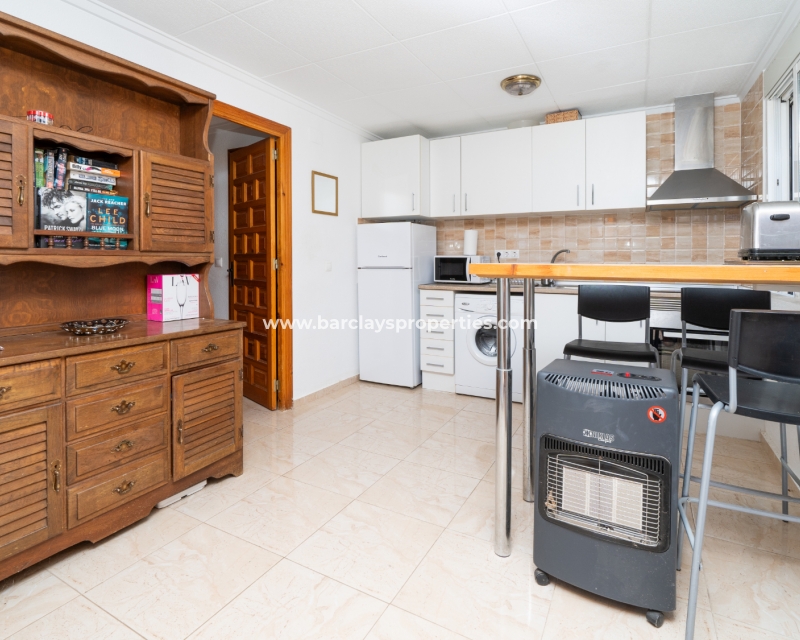 Resale - Reihenhaus - Urb. La Marina