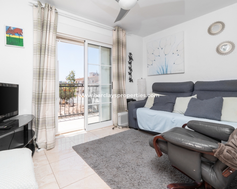 Resale - Reihenhaus - Urb. La Marina