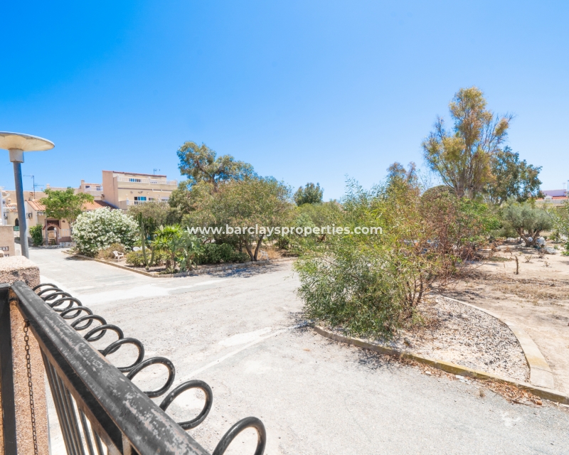 Resale - Reihenhaus - Urb. La Marina