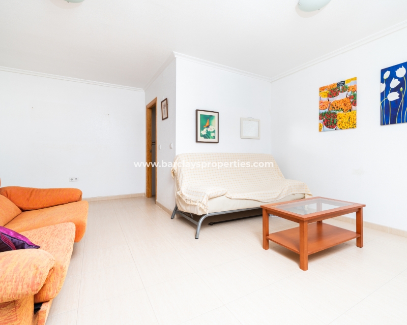 Resale - Reihenhaus - Urb. La Marina