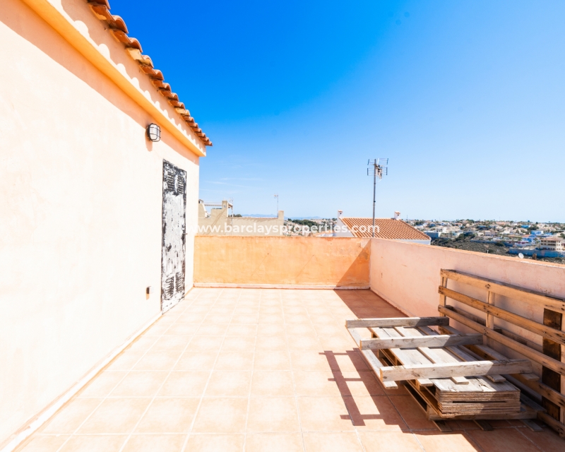 Resale - Reihenhaus - Urb. La Marina