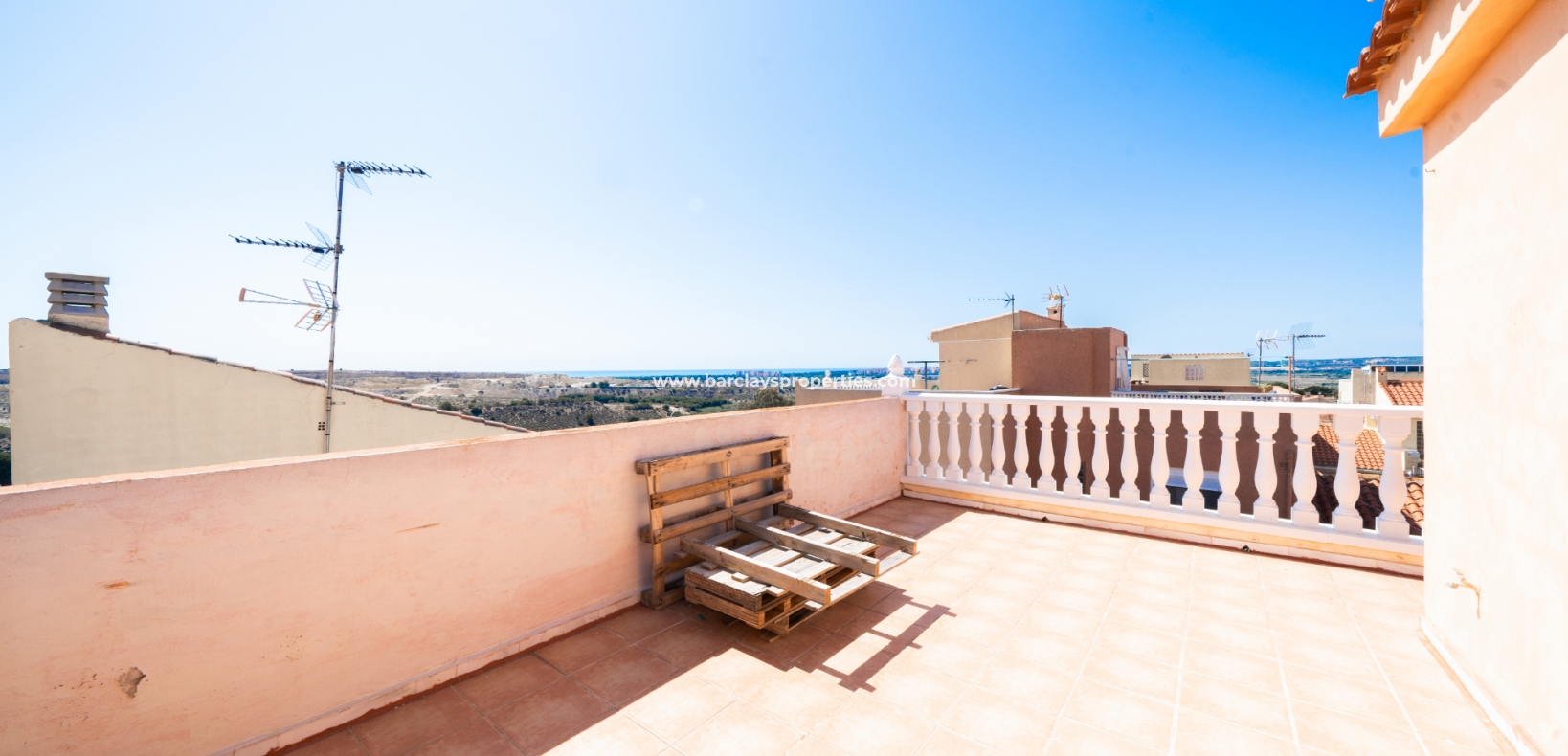 Resale - Reihenhaus - Urb. La Marina