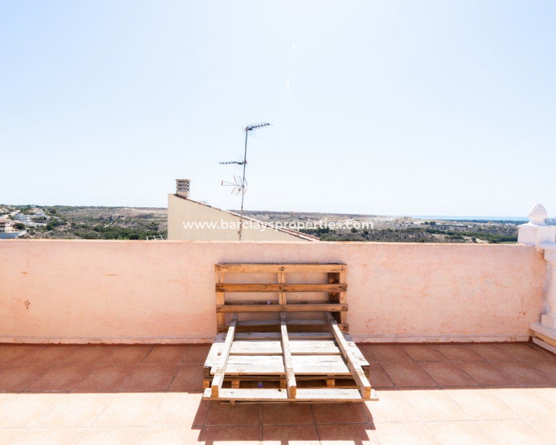 Resale - Reihenhaus - Urb. La Marina