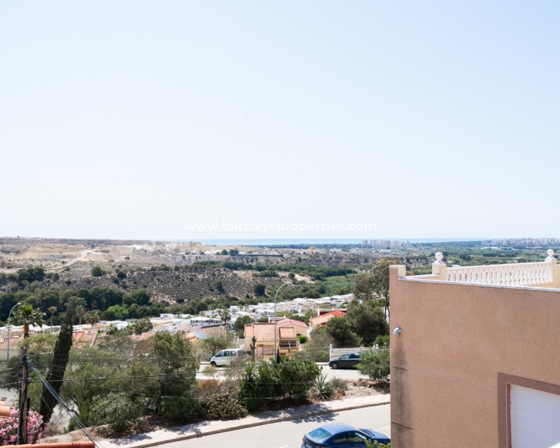 Resale - Reihenhaus - Urb. La Marina