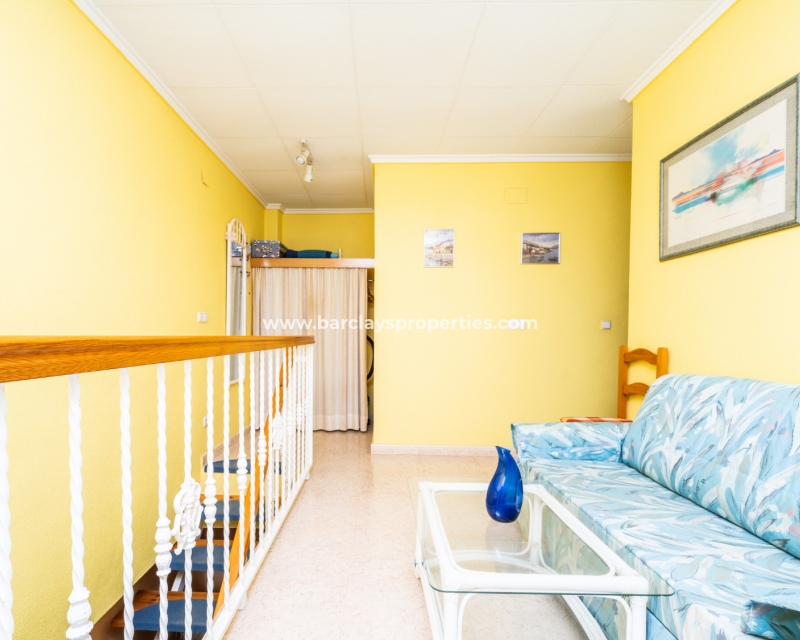 Resale - Reihenhaus - Urb. La Marina