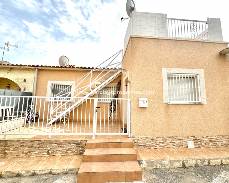 Resale - Reihenhaus - Urb. La Marina