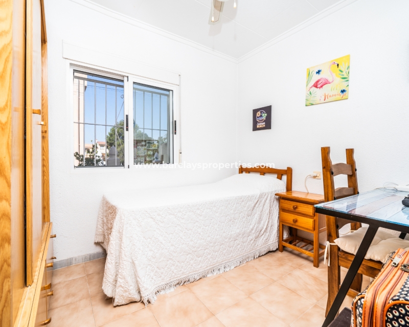 Resale - Reihenhaus - Urb. La Marina