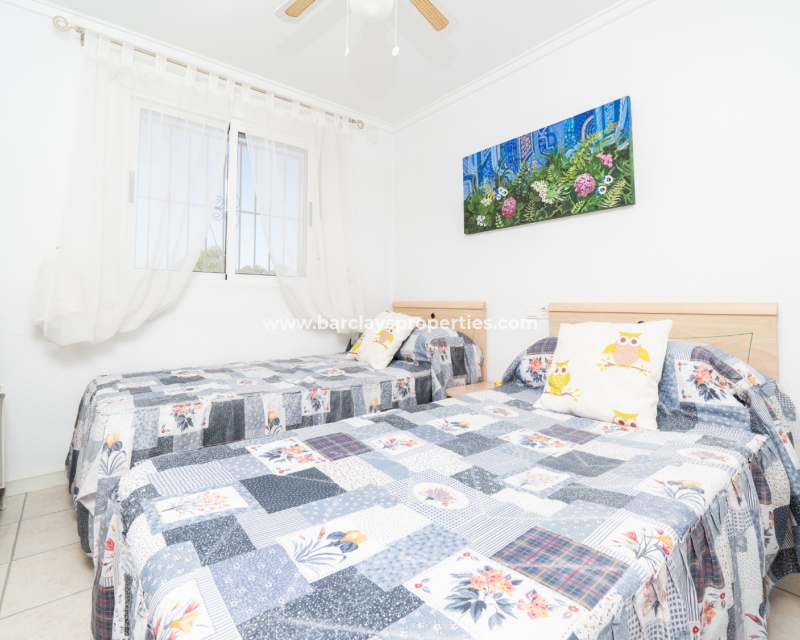 Resale - Reihenhaus - Urb. La Marina