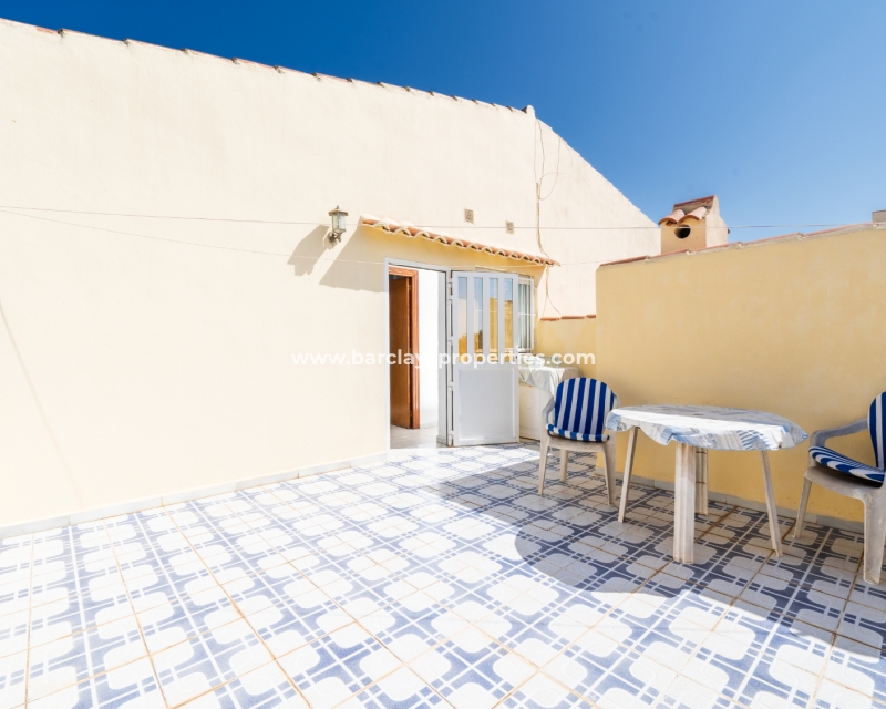 Resale - Reihenhaus - Urb. La Marina